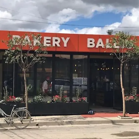 Διαμέρισμα Live&work Commercial Bukra 2 *